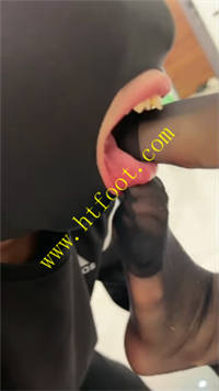 b3evylwcgcx.jpg