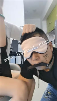 u3q0vafn0af.jpg