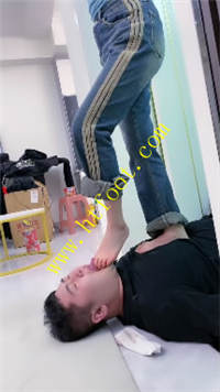 cayrxhrldek.jpg