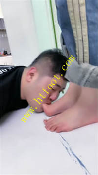 a0jlrylx4ir.jpg