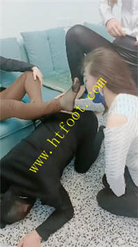 qxs1ailaypl.jpg