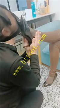 ixj5deeqprx.jpg