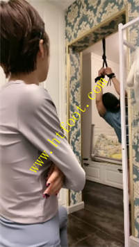yqoj4aguew3.jpg