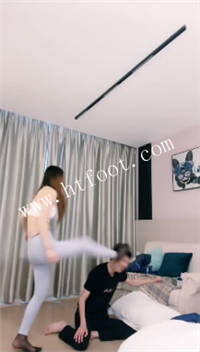 zzwahr4yrkb.jpg
