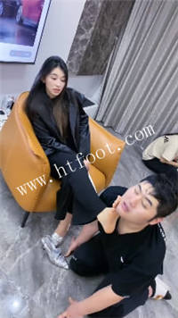 r5aud021vsr.jpg