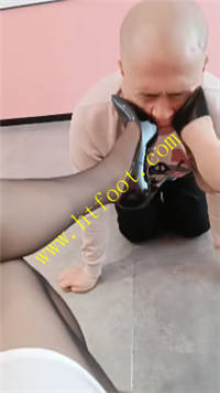 lmqe31vcpra.jpg
