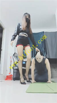 pnvpdneyp1a.jpg