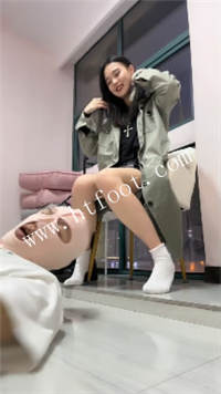 0xdz2y1qjr4.jpg