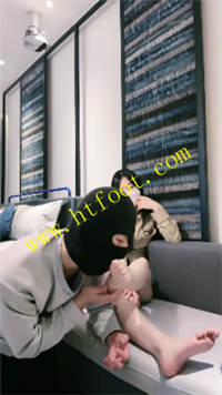 22vcxgyescx.jpg
