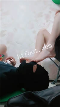 q5oswm03ghh.jpg