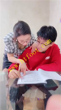 yxaiicgrrwm.jpg