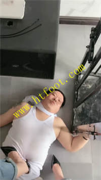 blglredukn3.jpg