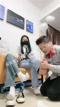 ianbz5fitsq.jpg