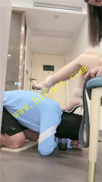la1cf3yx3ct.jpg