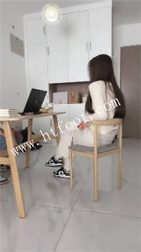 lw1bqe4524i.jpg