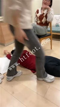 stgi44qlsj4.jpg