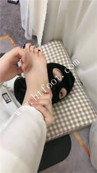 ckg0qi1gp13.jpg