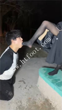r0xo1nsz1w3.jpg