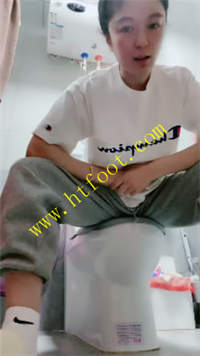 xjv4srzoebq.jpg