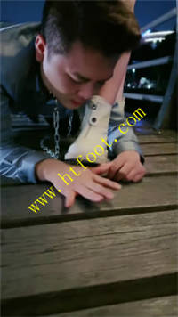 vz1dciltlaz.jpg