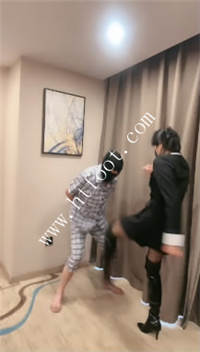 zfdcudc0lc0.jpg