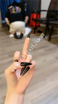 e1kcq1hvpuq.jpg