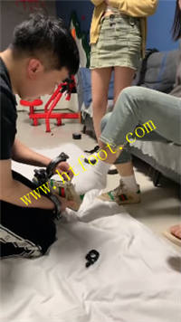 2s2tkw5rziy.jpg