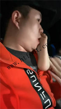 xaytxqoxm2y.jpg