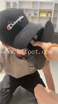 3hpv4scmgcd.jpg