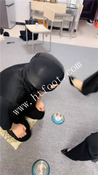 bi3tlk5ceik.jpg