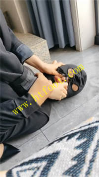 uizfypen3zb.jpg