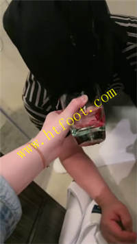 xhsu433gxdk.jpg