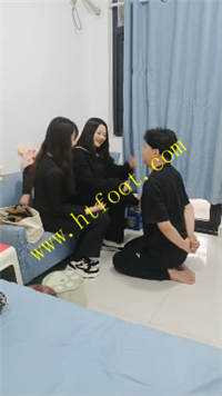f1nncweytya.jpg