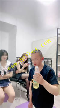 rccmqmwmuin.jpg