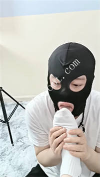 qwgknrohwrn.jpg