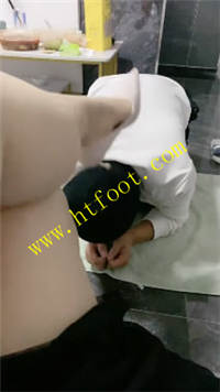 yqj301pe3ky.jpg
