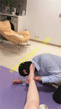 gv5dzmoydyh.jpg