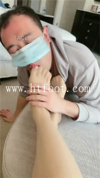 t2ksh4l1ldy.jpg