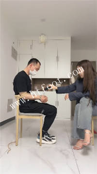 ulaynfs01yz.jpg