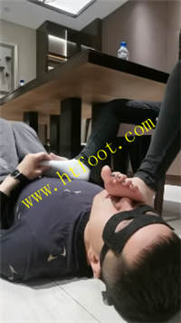 33b2jljd5by.jpg