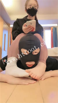 r0zbqkqiw30.jpg