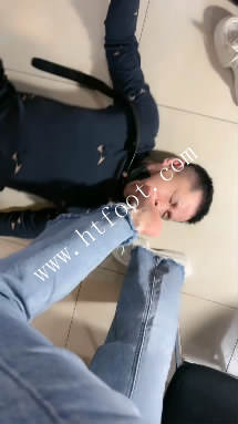 iltbh4yyskm.jpg