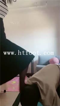 ltd2u1vtcen.jpg