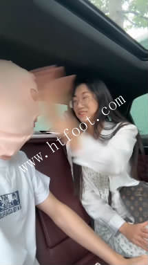 nurwdjtzxn5.jpg