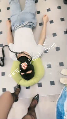 cccg12ya43w.jpg