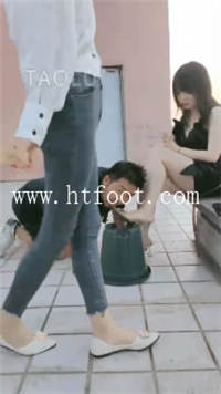 o3toyf50j5w.jpg