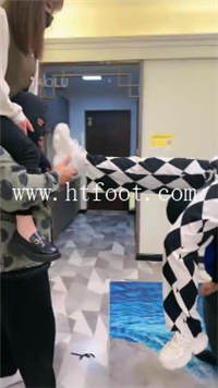 vkdcahco12f.jpg