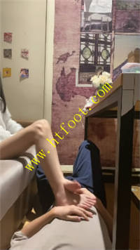 4kt4t4hbojd.jpg