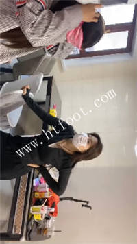 1tsa5bscagk.jpg