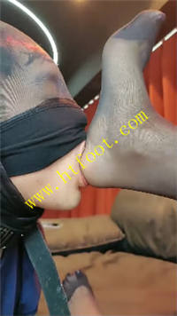 hqlukeew2dm.jpg